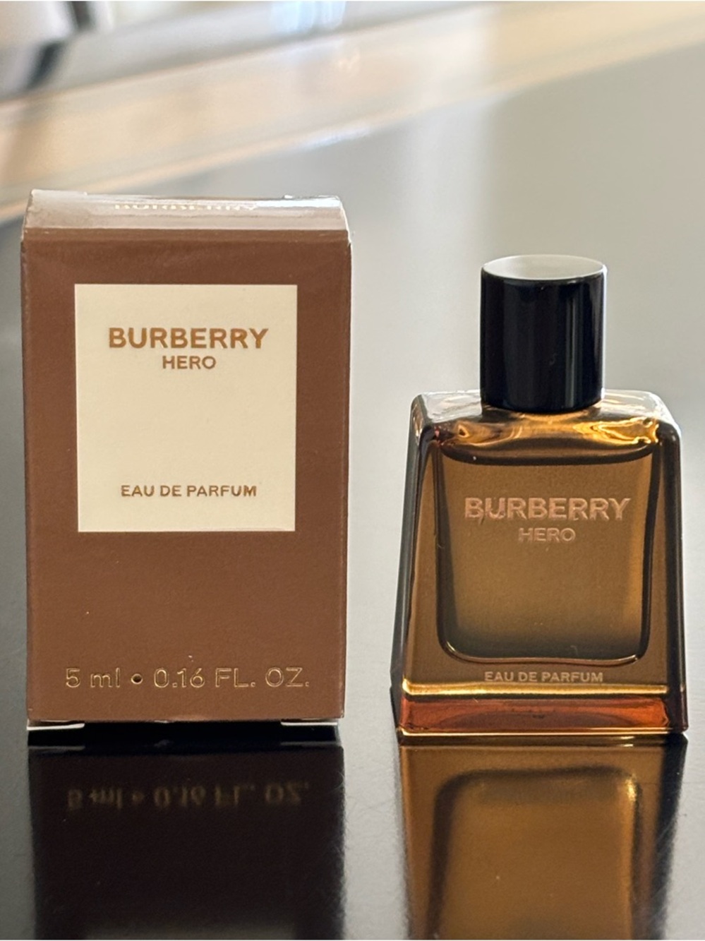 Burberry Hero EDP Mini